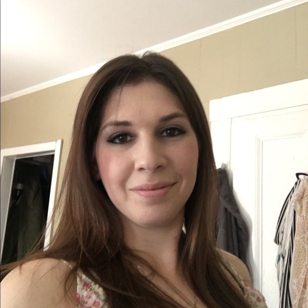 Meet your Posher, Amy